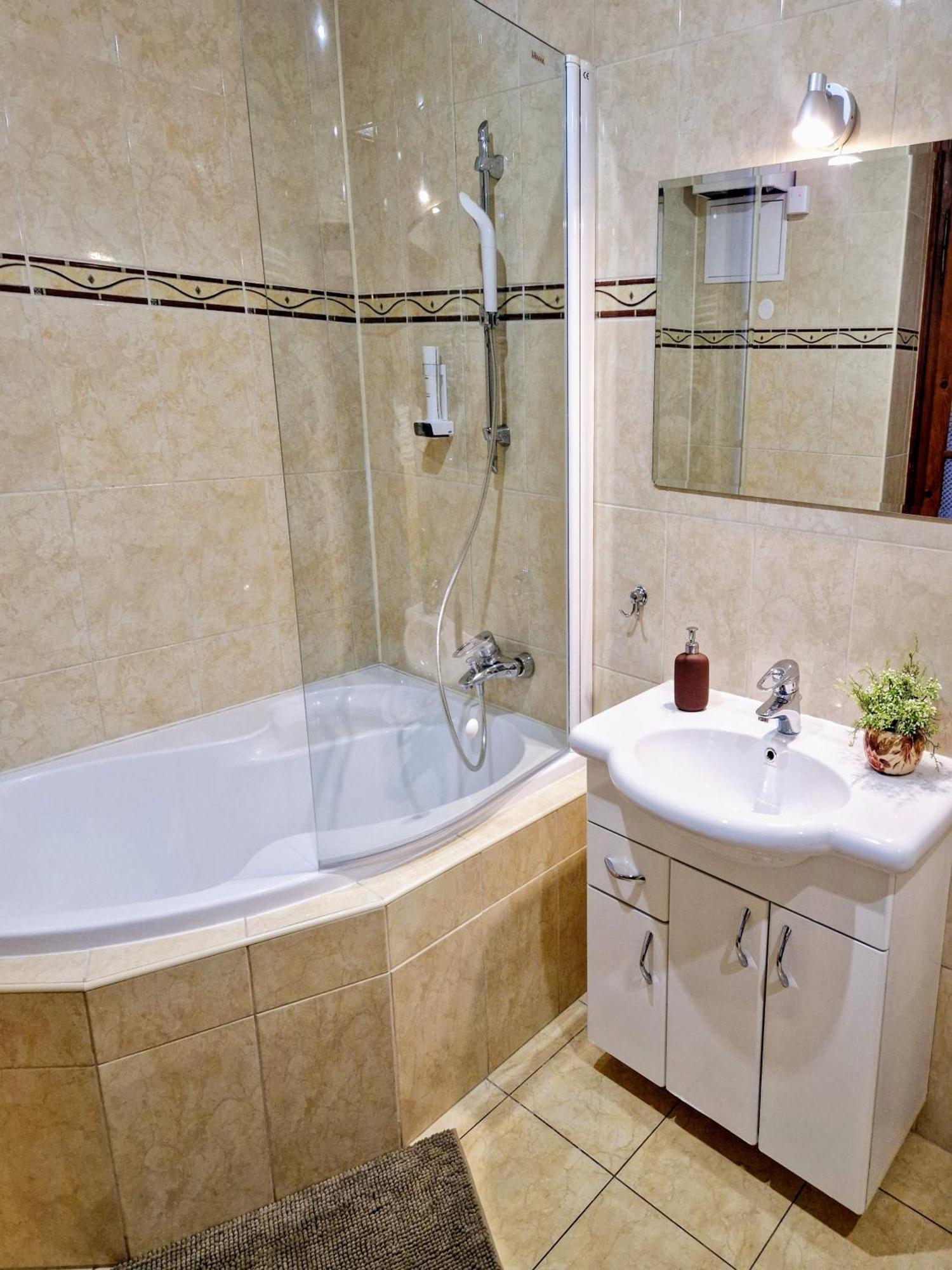 Marina Old Town Apartment With Private Parking Кошице Екстериор снимка